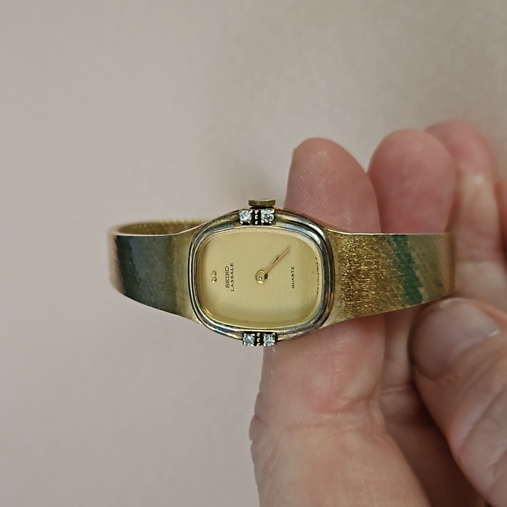 Seiko gold toned vintage watch